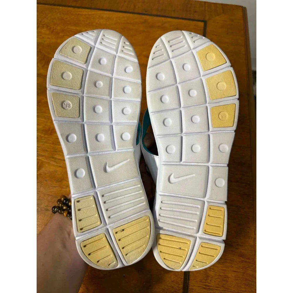 Nike Womens 8 Teal Flip Flop Comfort Footbed White Thong Sandal Sporty Casual